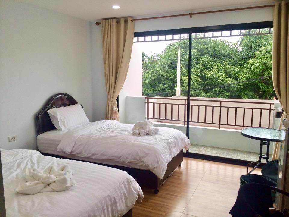 Dusita Residence ดุสิตา เรสซิเดนซ์ Фечабун Екстериор снимка